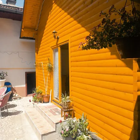Guest House Nizama'S Place SJJ Buitenkant foto