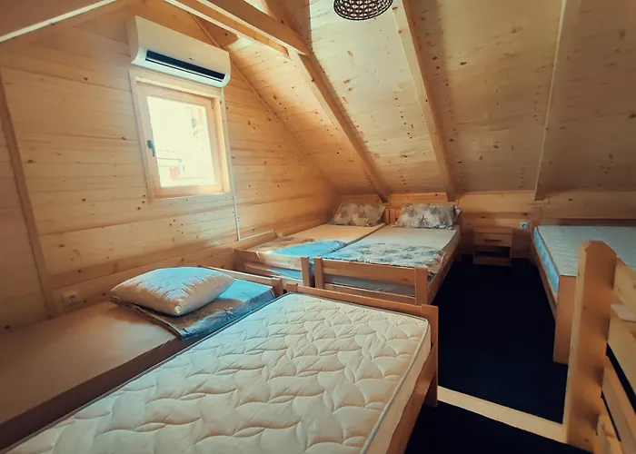 Guest House Nizama\'S Place