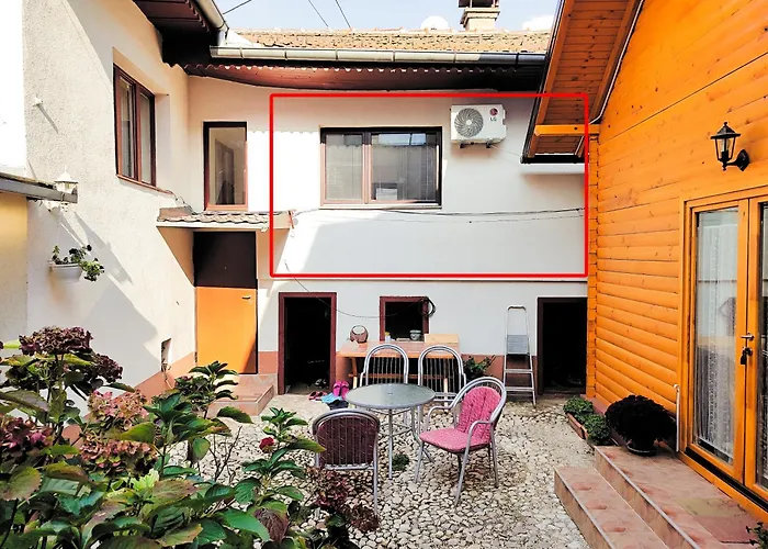 Guest House Nizama\'S Place