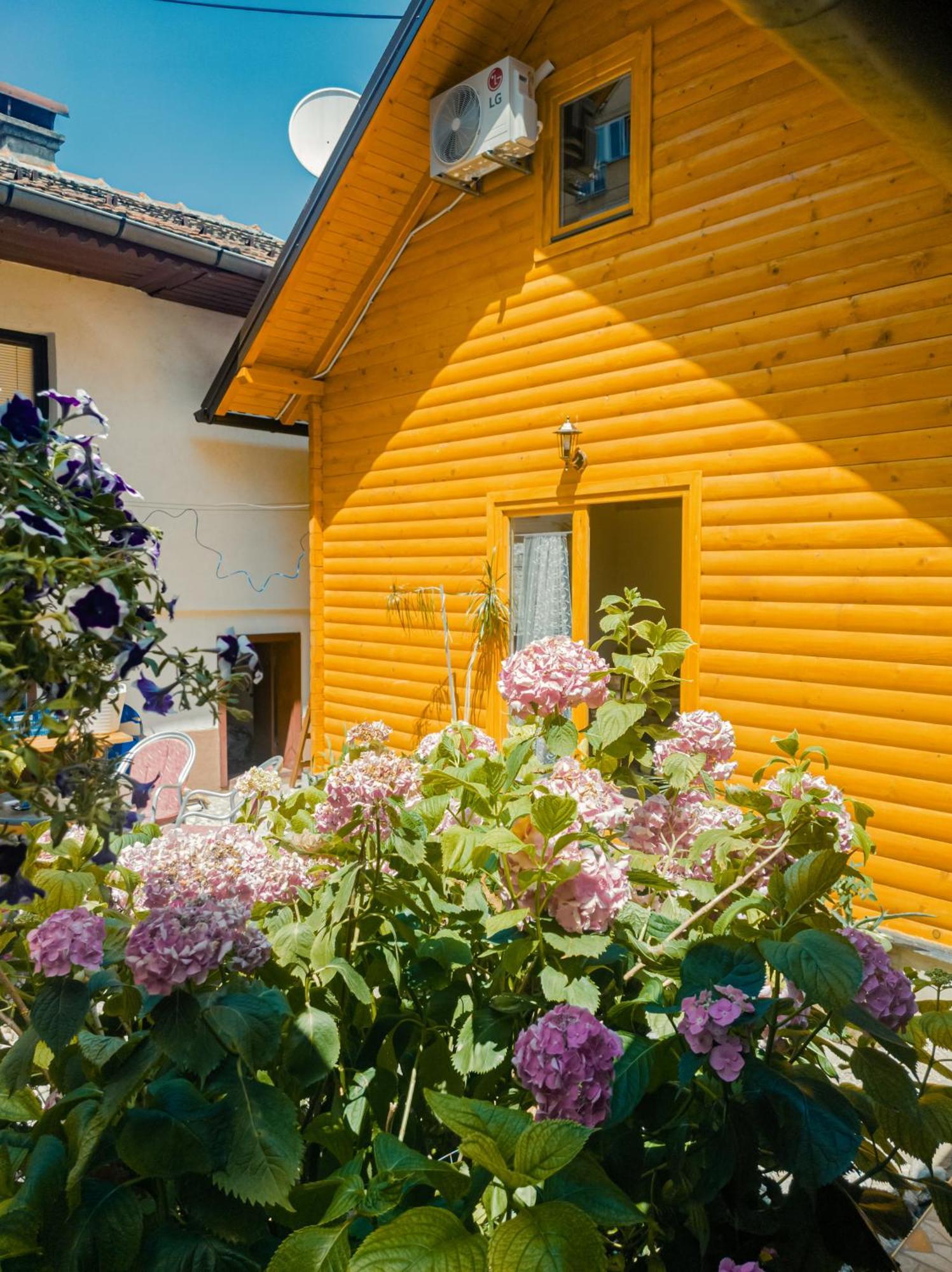 Nizama's Place Gasthof *