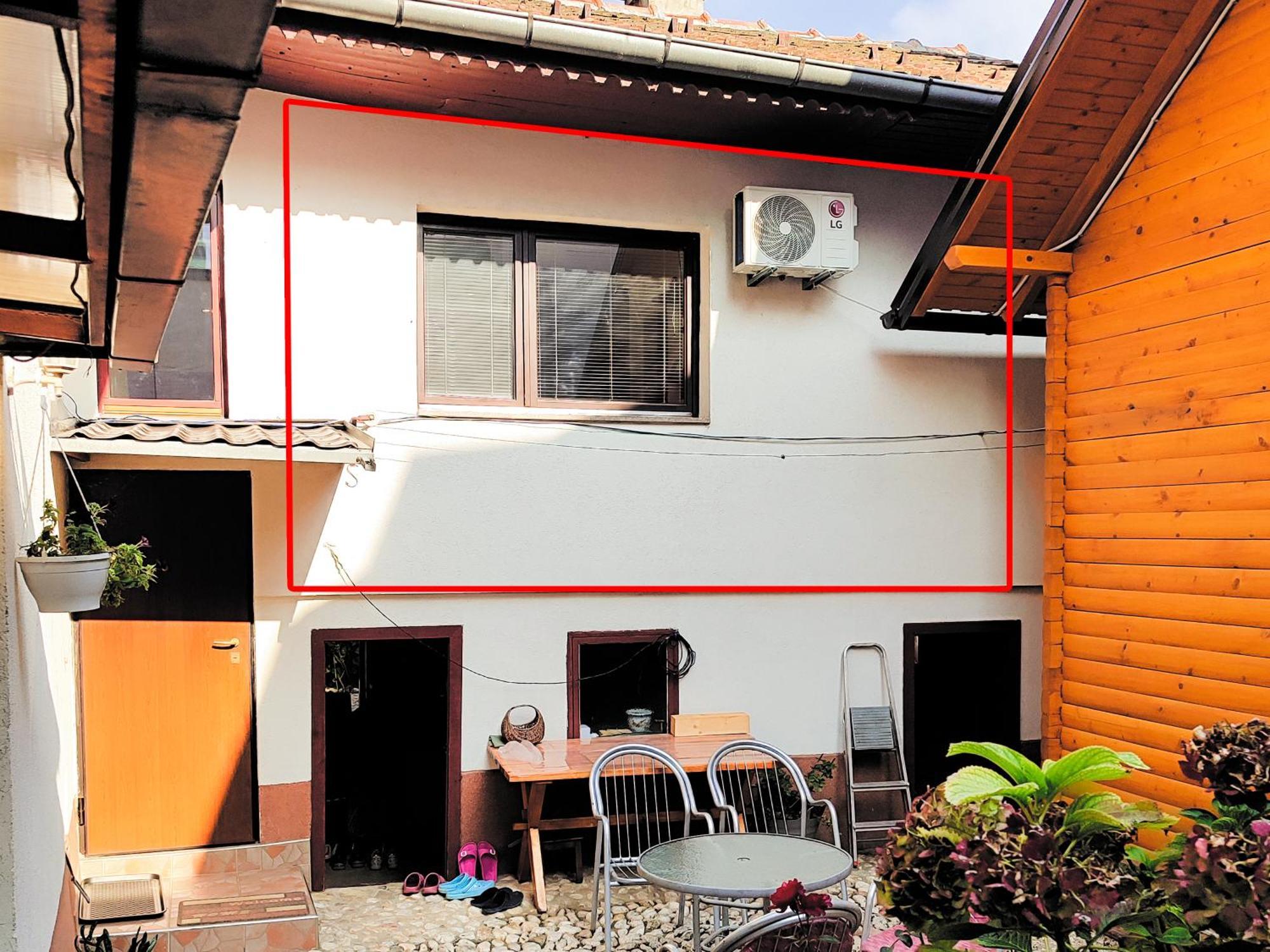 Nizama's Place *